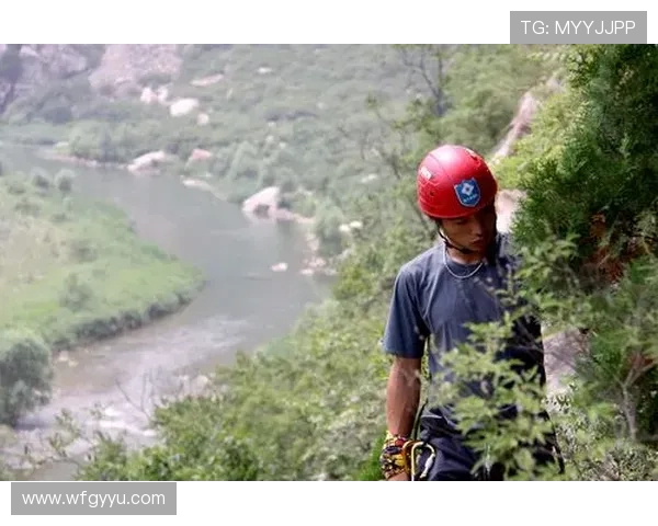 南京攀岩队防守体系解析与攀岩战术的深度探讨