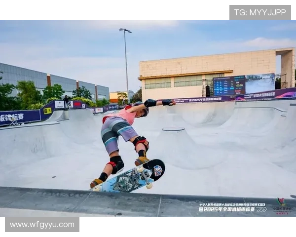 广州滑板队在世界攀岩锦标赛中的辉煌突破与成长历程揭秘 广州滑板队在世界攀岩锦标赛中的辉煌突破与成长历程揭秘