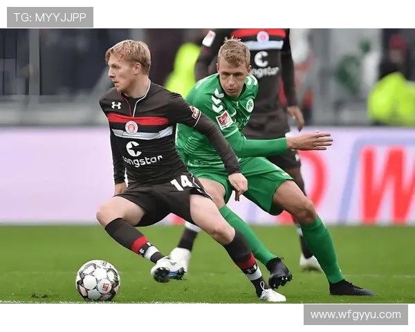 菲尔特与帕德博恩激战在即谁能在德乙赛场中笑到最后 菲尔特与帕德博恩激战在即谁能在德乙赛场中笑到最后