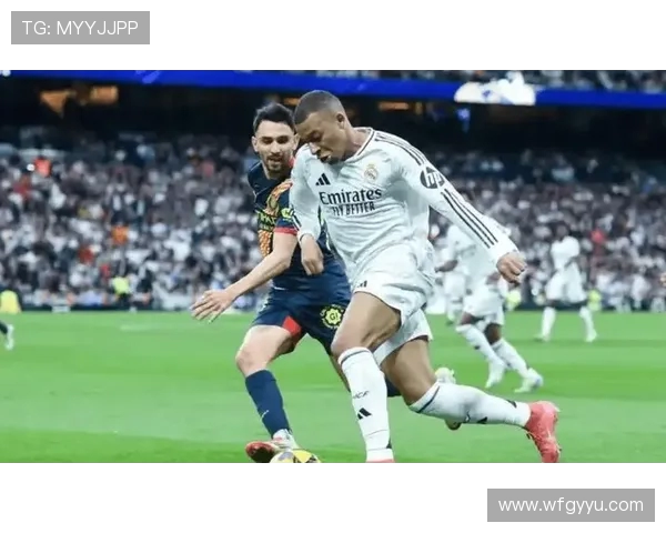 马德里与比利亚雷亚尔的激烈对决揭示西甲联赛的精彩与悬念