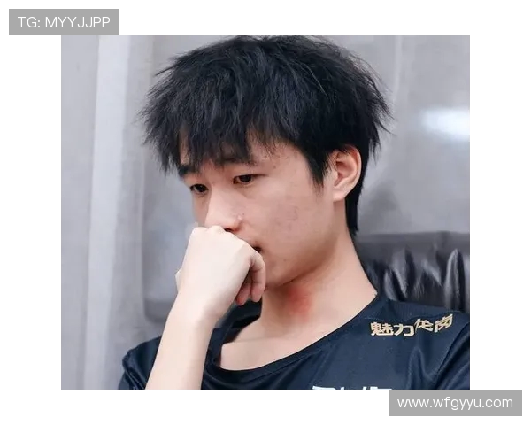 V5战队在Major赛积分榜中以50分稳居第一位置引发关注 V5战队在Major赛积分榜中以50分稳居第一位置引发关注